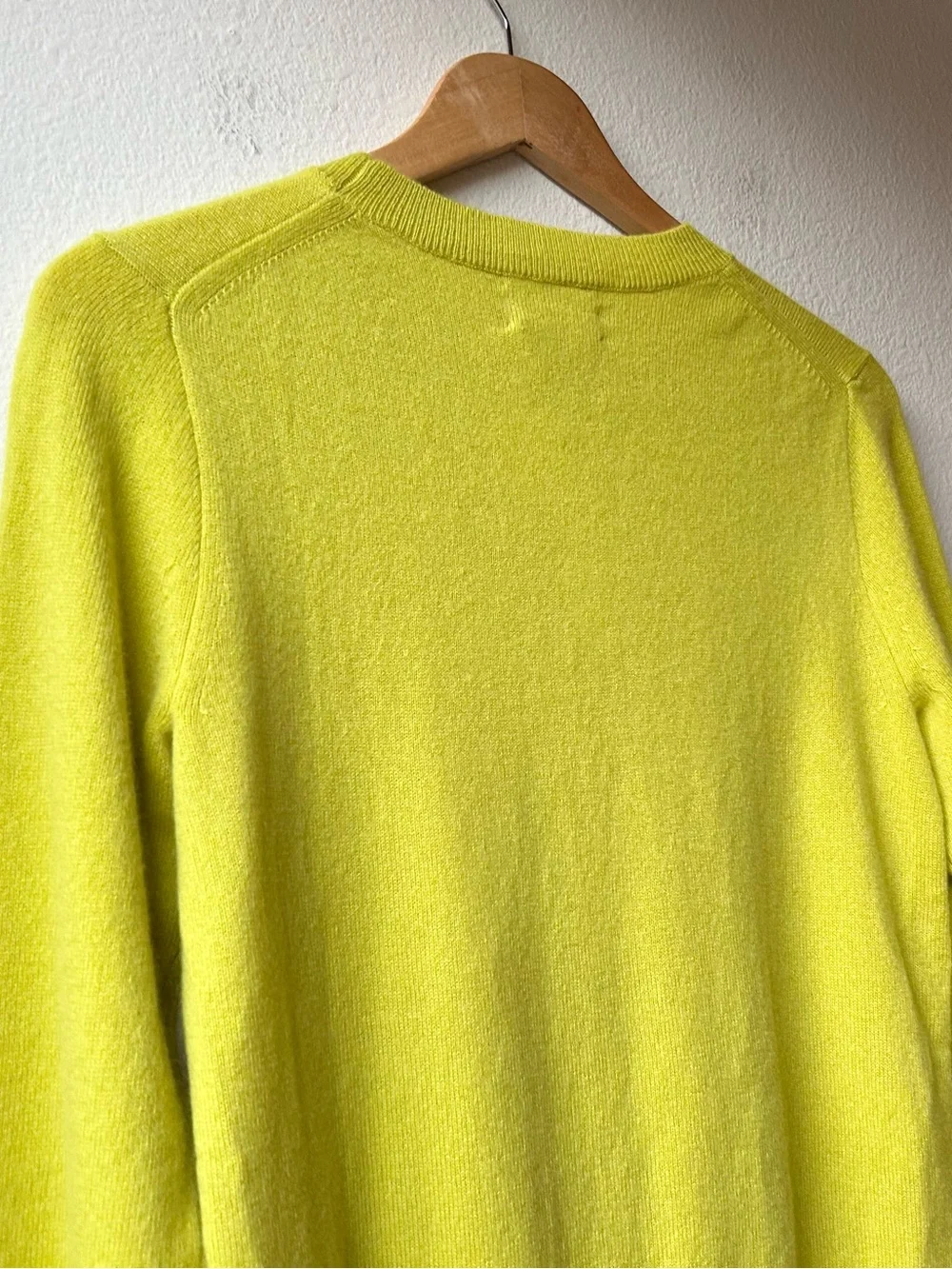 NWT J.Crew Cashmere Classic-Fit Crewneck Sweater Green Yellow chartreuse Sz S